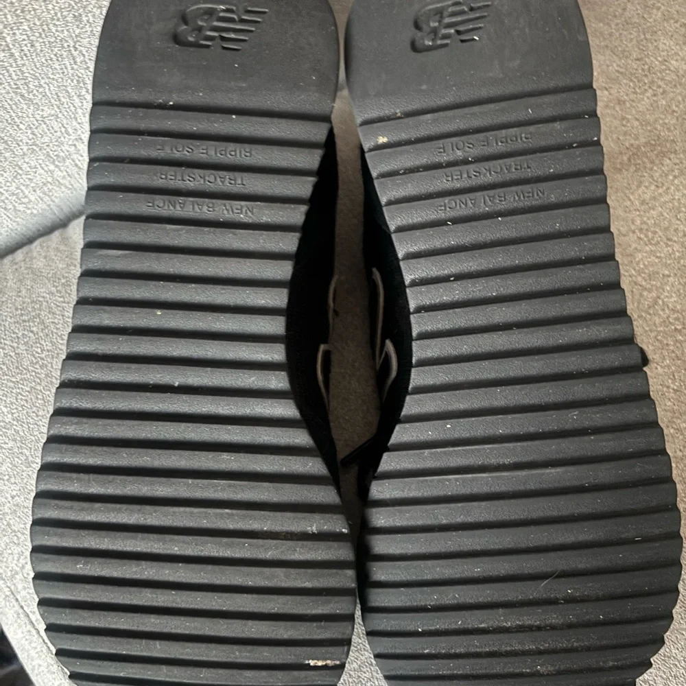 New Balance Men's Black and Gray Sneakers - Picture 5 of 5